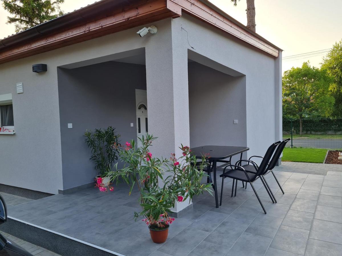 Siofok Sophia Apartman Esterno foto